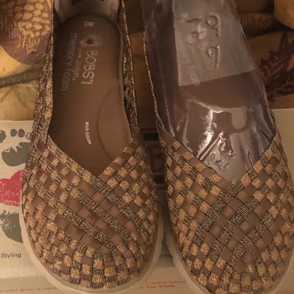 Skechers Shoes - Skechers Memory Foam Shoes Women’s